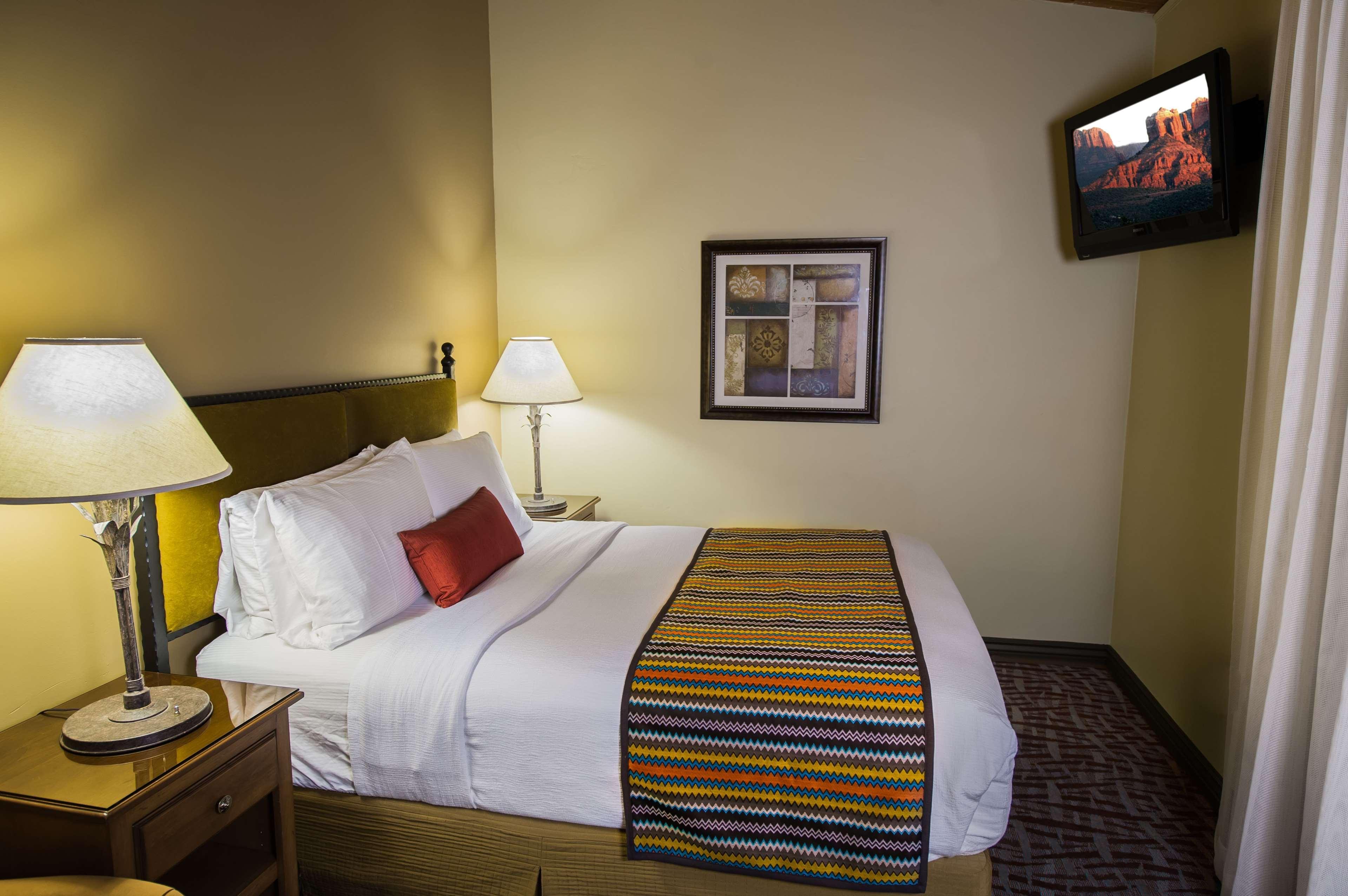 Best Western Plus Arroyo Roble Hotel & Creekside Villas Седона Экстерьер фото