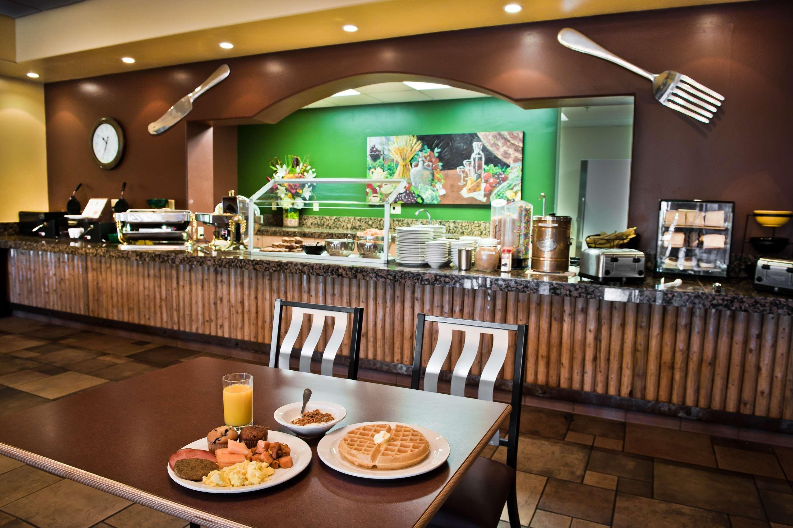 Best Western Plus Arroyo Roble Hotel & Creekside Villas Седона Экстерьер фото